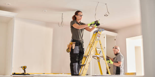 Best Affordable Emergency Electrician  in Saratoga Springs, NY